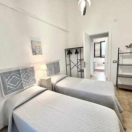 Domu E Mari Sud Sardegna Nyaraló *