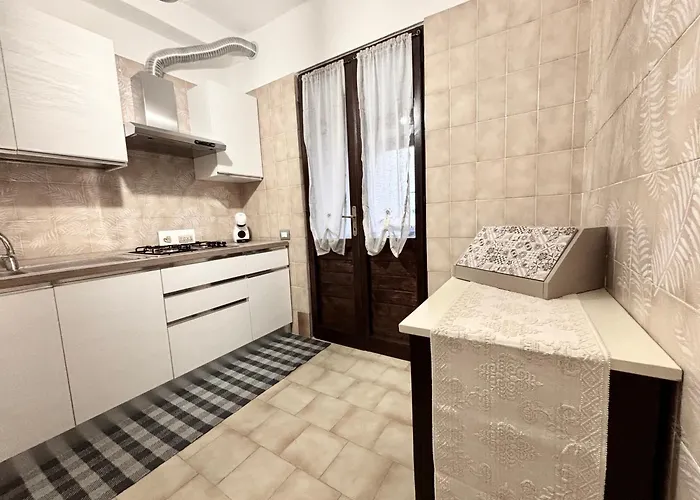 Domu E Mari Sud Sardegna Дом отдыха Куарту-Сант'Элена